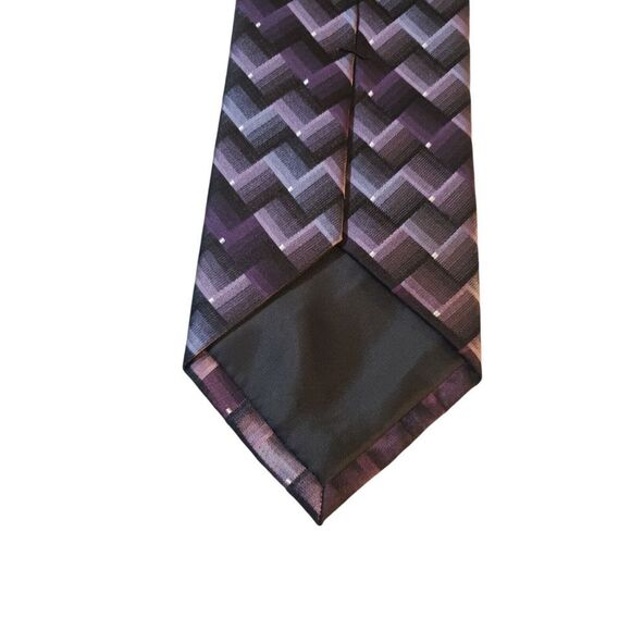 Van Heusen Purple Stain Resistant Hand Made‎ 100% Silk Men's Neck Tie Business - Picture 6 of 12